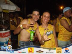 Oktober 10 Anos